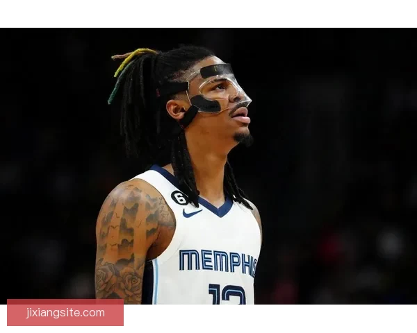 灰熊球员克拉克遭刑事调查拘留赛季伤情成关注焦点